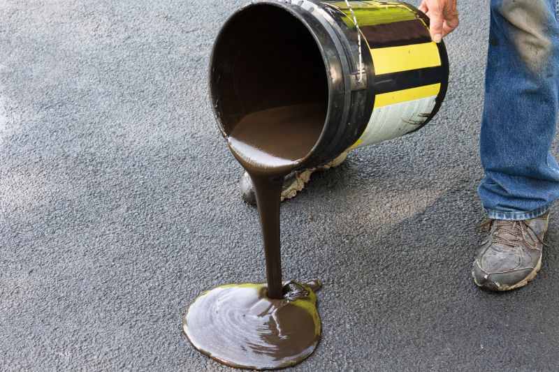 Asphalt Sealcoating in Sarasota, FL