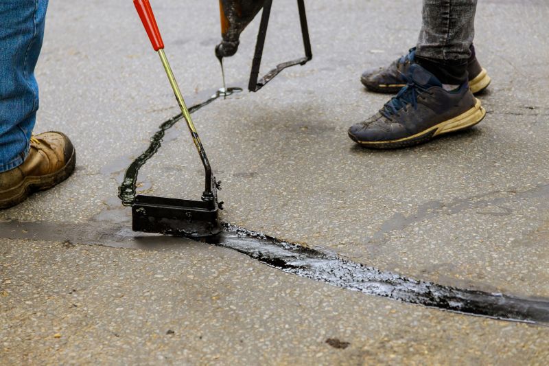 Blacktop Driveway Sealing in Columbus, OH