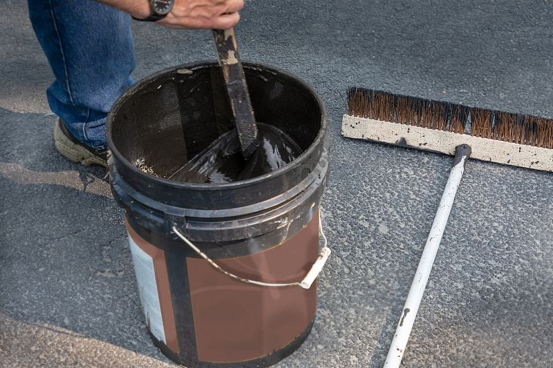 Blacktop Sealing in Fort Myers, FL